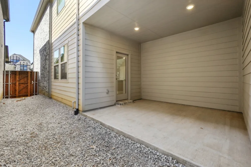2736 Teton Street Corinth, TX 76210