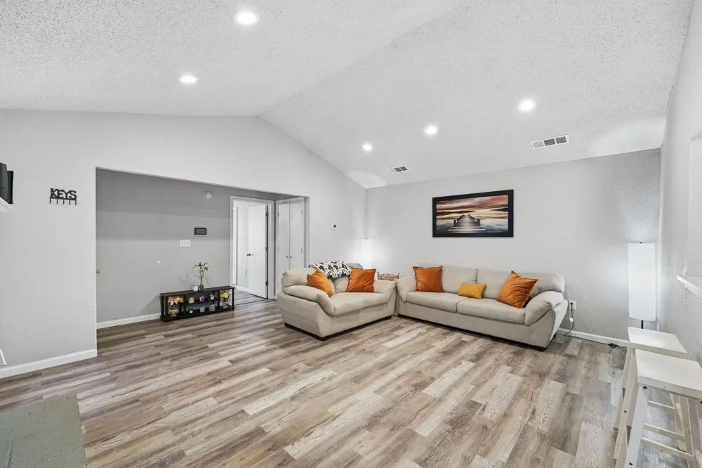 2306 Carol Good Lane Carrollton, TX 75006