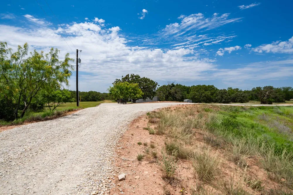 3599 County Road 413 Anson, TX 79501