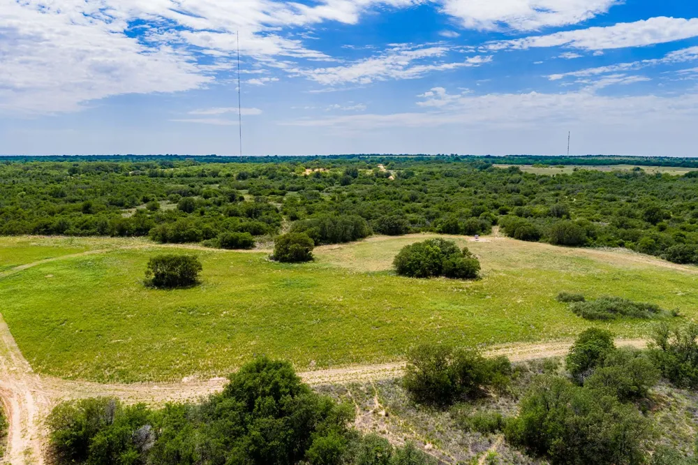 3599 County Road 413 Anson, TX 79501