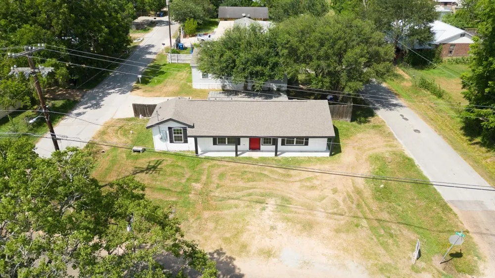 500 Shirley Street Eagle Lake, TX 77434
