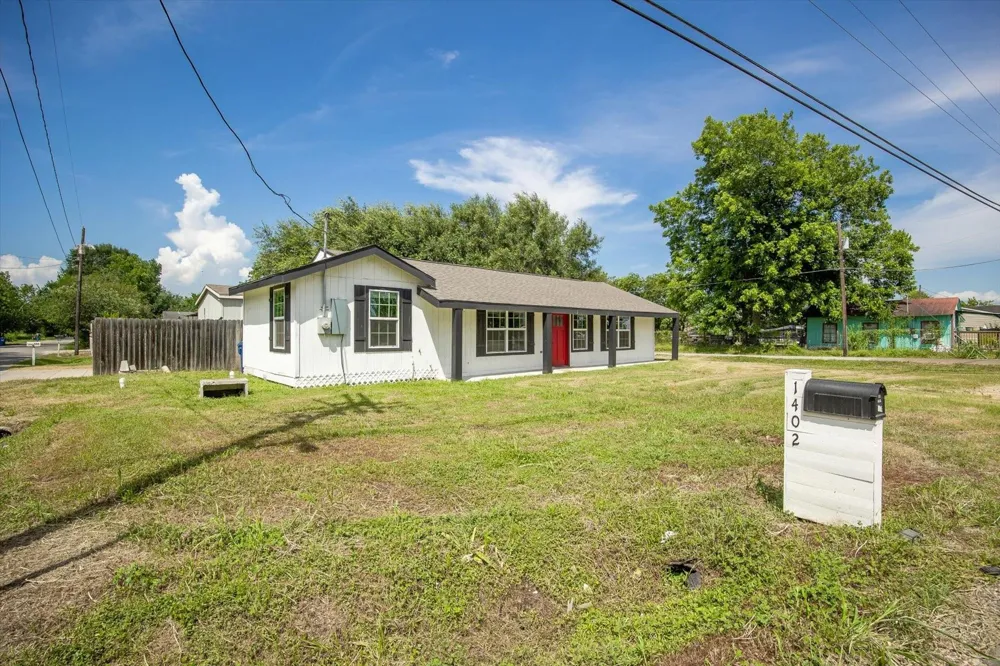 500 Shirley Street Eagle Lake, TX 77434