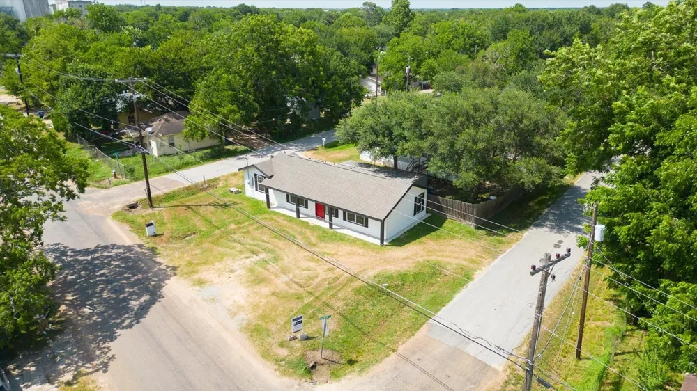500 Shirley Street Eagle Lake, TX 77434