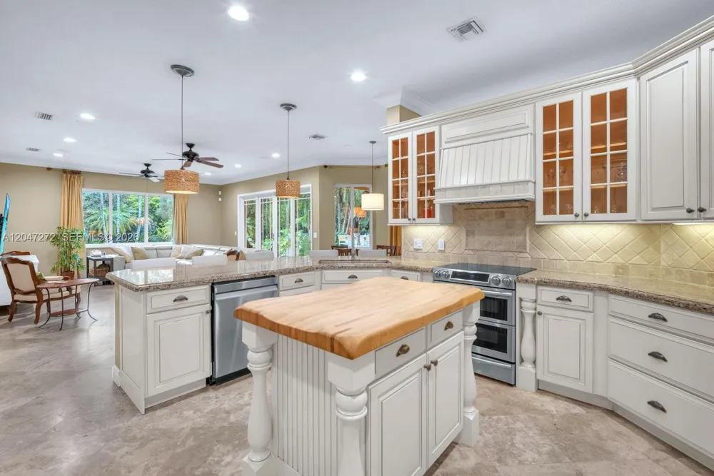 17710 SW 63rd Mnr Southwest Ranches, FL 33331