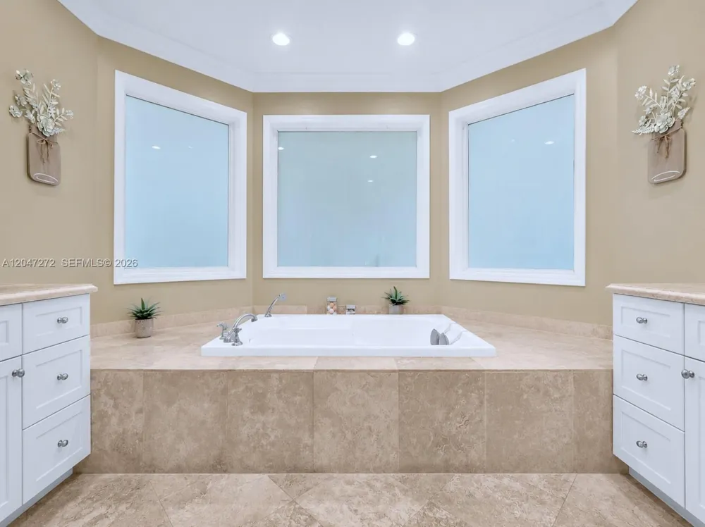 17710 SW 63rd Mnr Southwest Ranches, FL 33331