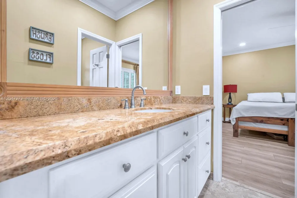 17710 SW 63rd Mnr Southwest Ranches, FL 33331