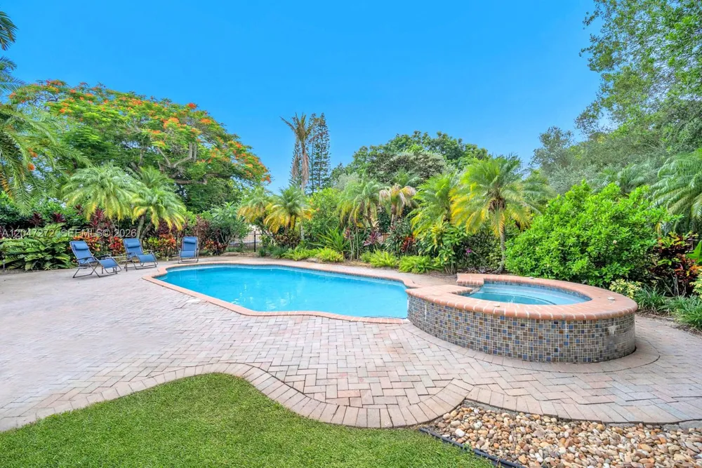 17710 SW 63rd Mnr Southwest Ranches, FL 33331