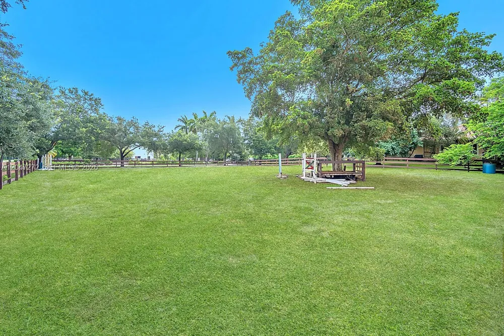 17710 SW 63rd Mnr Southwest Ranches, FL 33331