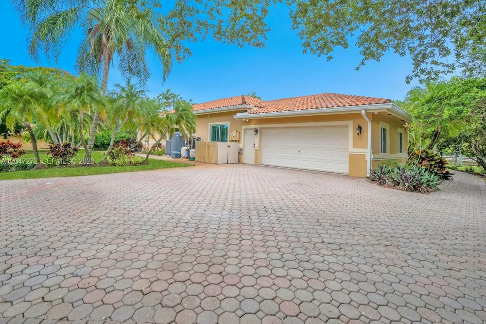 17710 SW 63rd Mnr Southwest Ranches, FL 33331