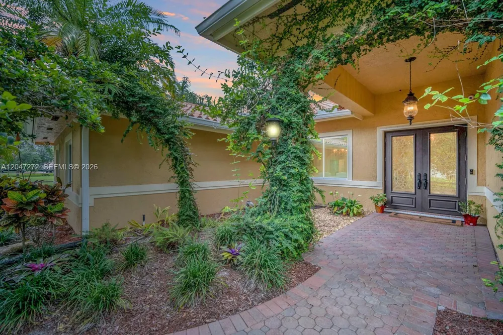 17710 SW 63rd Mnr Southwest Ranches, FL 33331