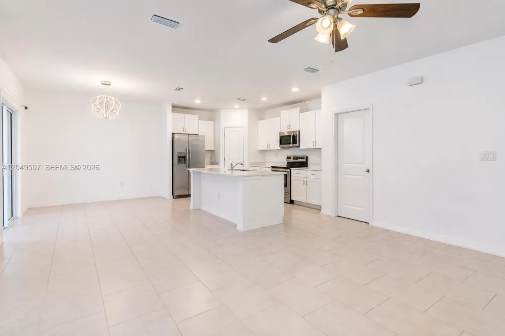 17809 BELFORTE COURT North Fort Myers, FL 33917