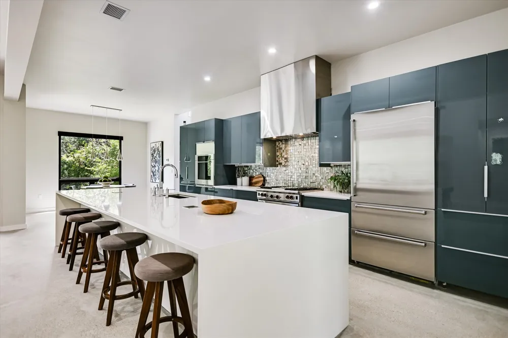 500 Laurel Valley Road West Lake Hills, TX 78746
