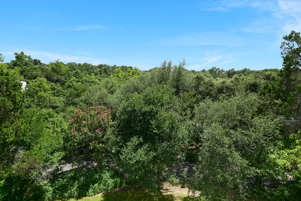 500 Laurel Valley Road West Lake Hills, TX 78746