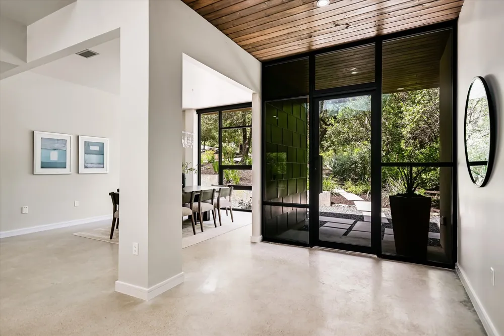 500 Laurel Valley Road West Lake Hills, TX 78746