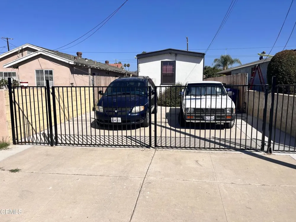 11333 Azahar Street Ventura, CA 93004