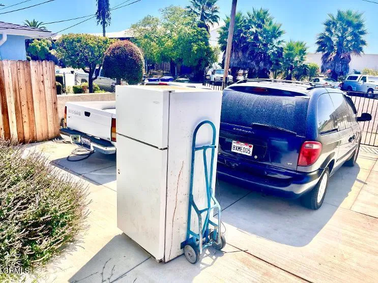 11333 Azahar Street Ventura, CA 93004