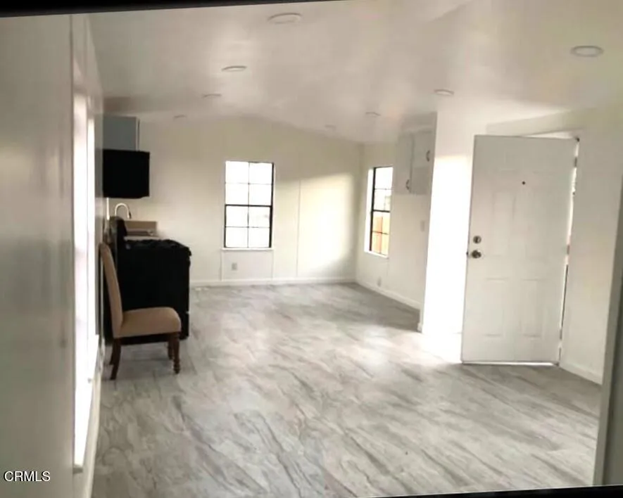 11333 Azahar Street Ventura, CA 93004