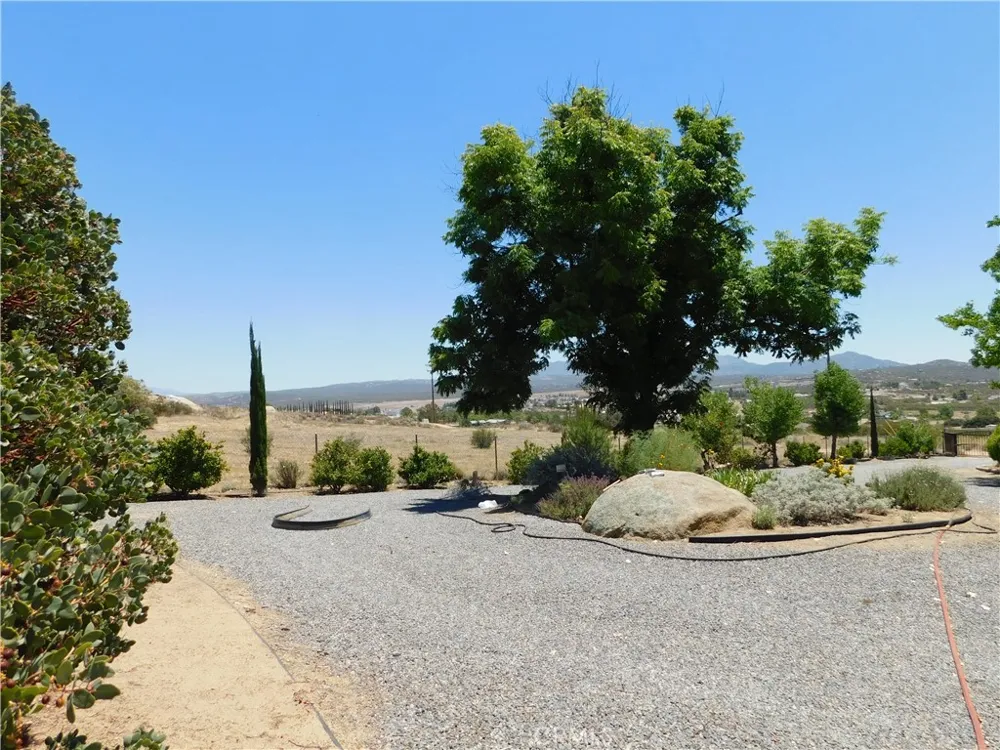 41430 Rolling Hills Aguanga, CA 92536