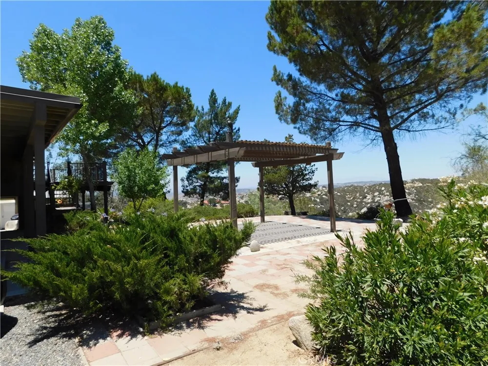 41430 Rolling Hills Aguanga, CA 92536