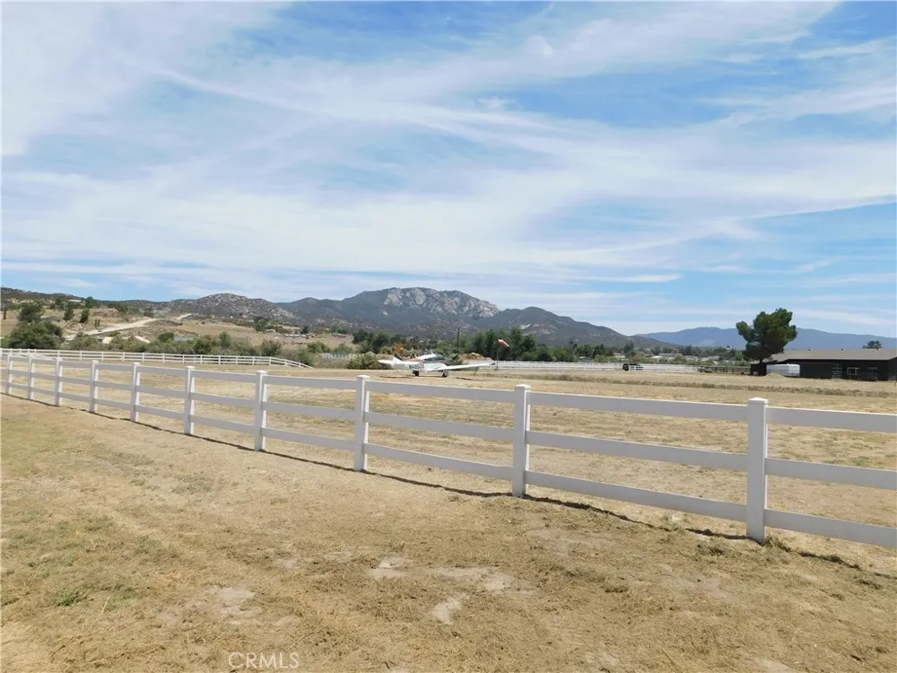 41430 Rolling Hills Aguanga, CA 92536