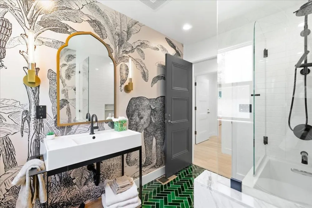 1031 Almanor Avenue Menlo Park, CA 94025