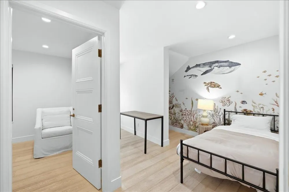 1031 Almanor Avenue Menlo Park, CA 94025