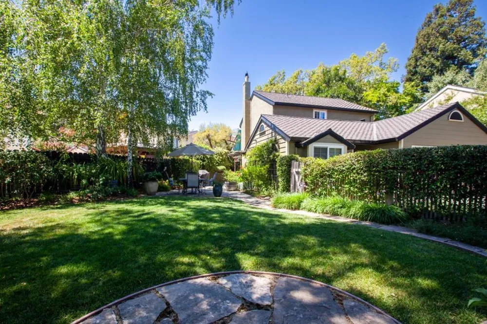 1600 Anson Court Gilroy, CA 95020