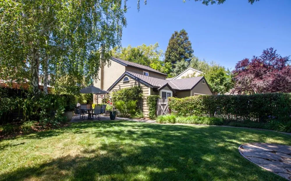 1600 Anson Court Gilroy, CA 95020