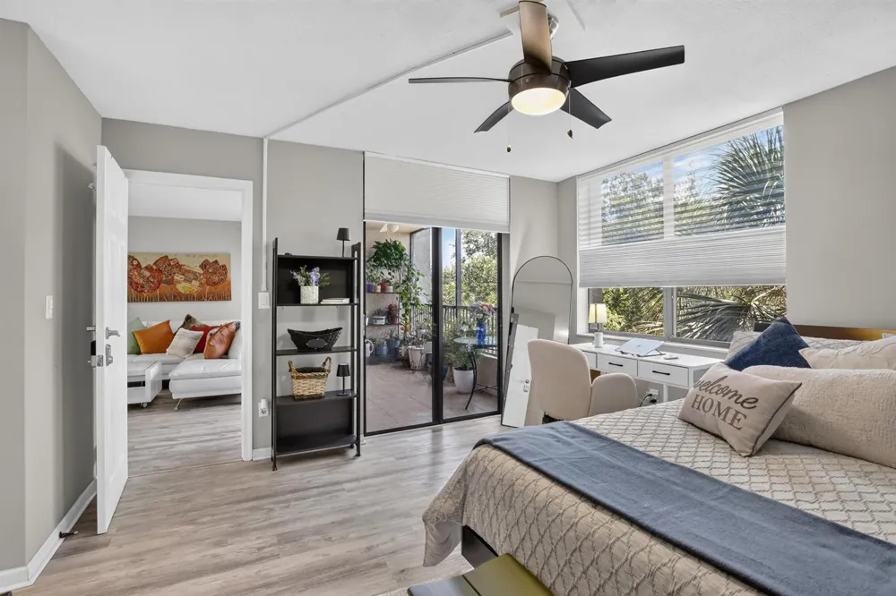 7500 NW 1st Court #302-3 Plantation, FL 33317