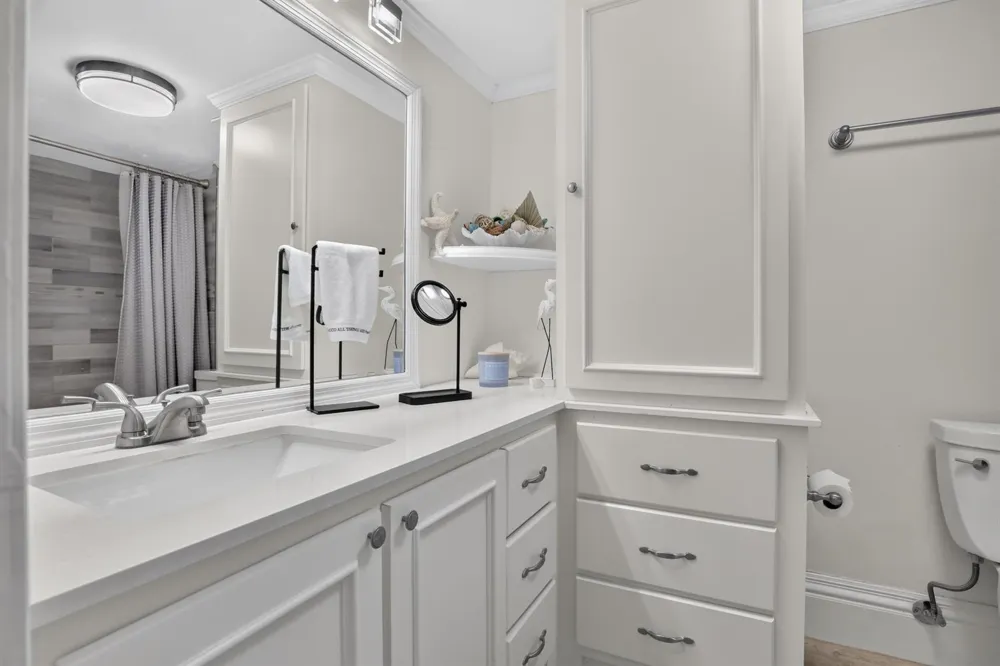 7500 NW 1st Court #302-3 Plantation, FL 33317
