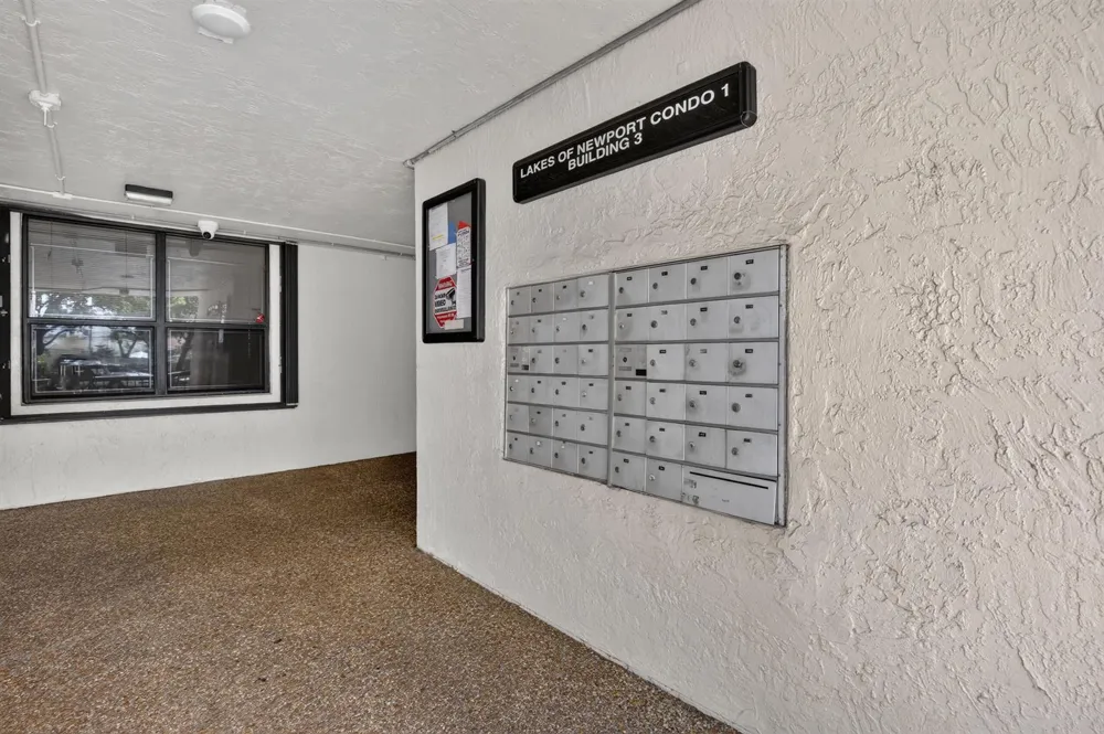 7500 NW 1st Court #302-3 Plantation, FL 33317
