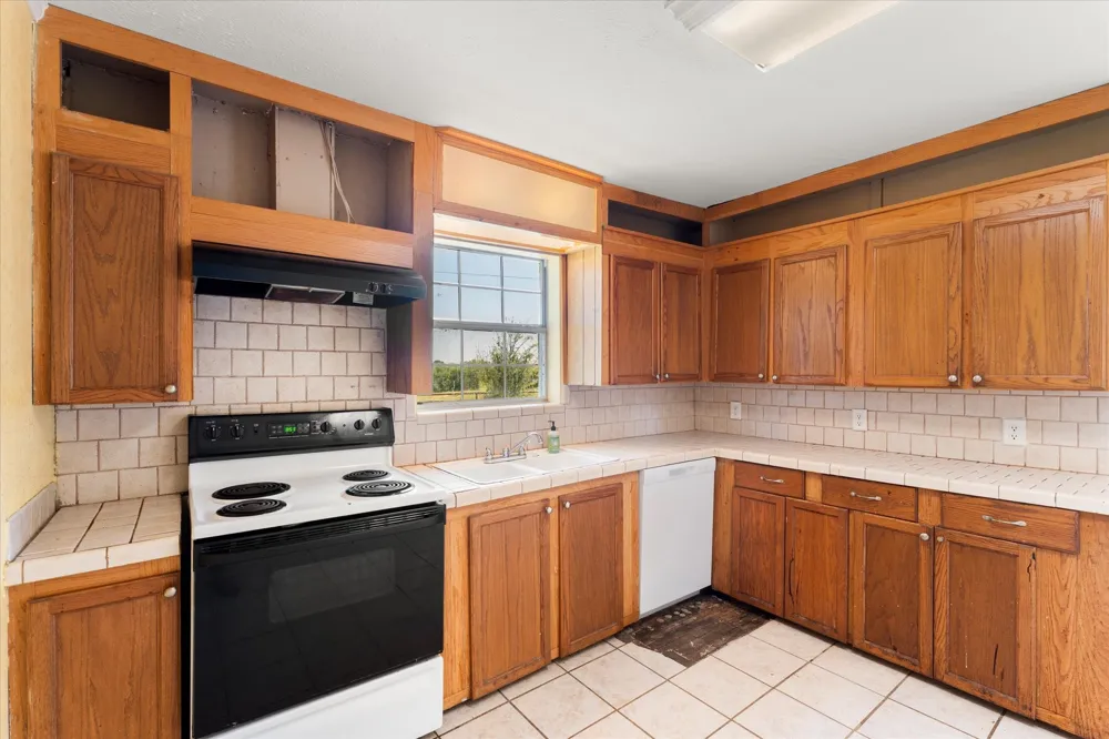 11465 County Road 3904 Athens, TX 75752