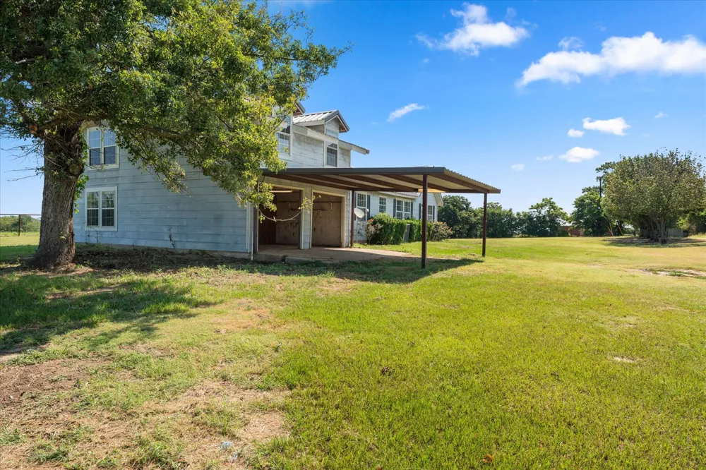 11465 County Road 3904 Athens, TX 75752