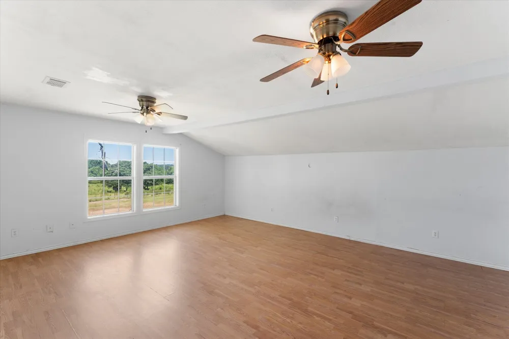 11465 County Road 3904 Athens, TX 75752