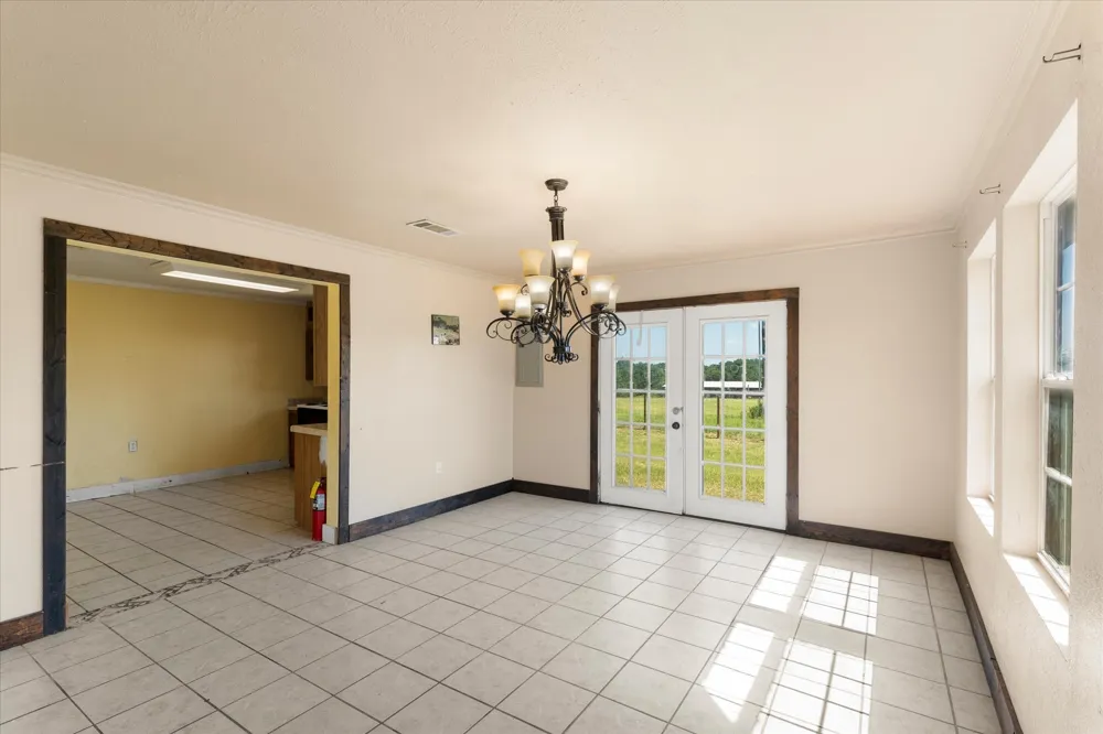 11465 County Road 3904 Athens, TX 75752