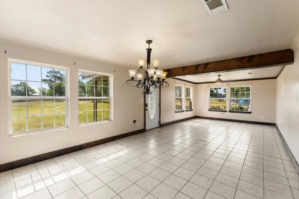 11465 County Road 3904 Athens, TX 75752