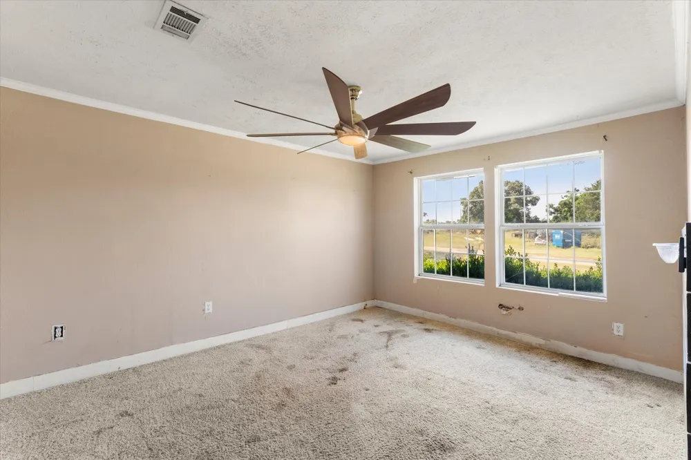 11465 County Road 3904 Athens, TX 75752
