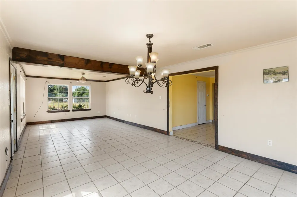 11465 County Road 3904 Athens, TX 75752