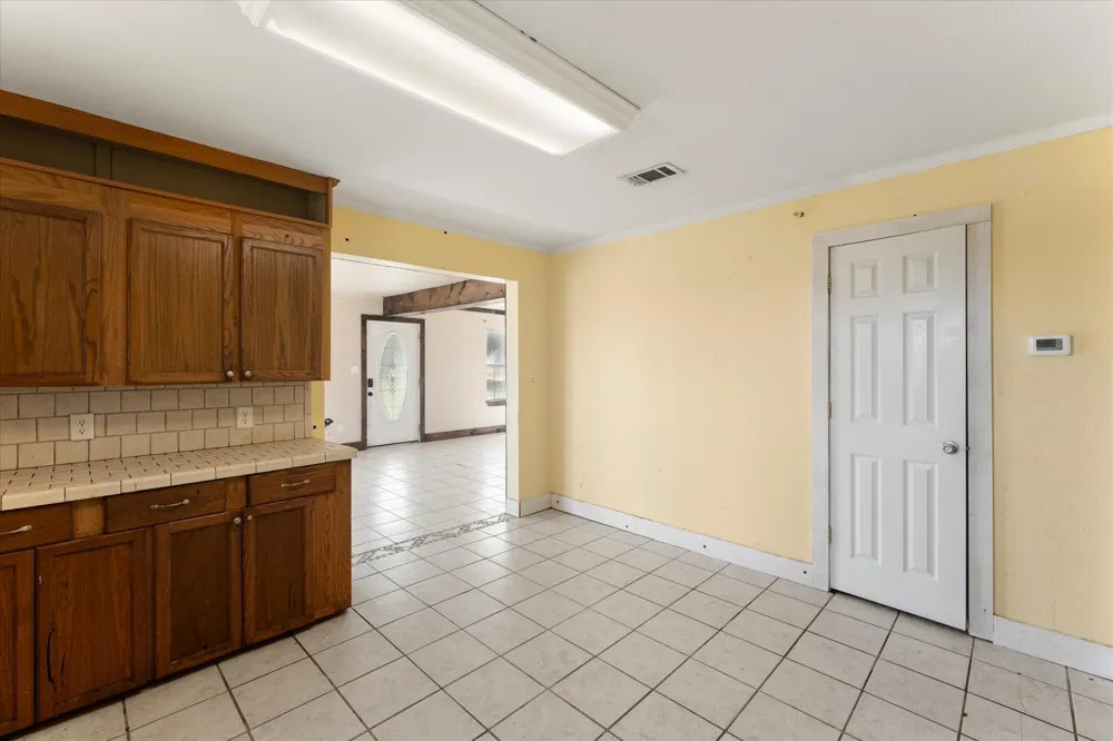 11465 County Road 3904 Athens, TX 75752