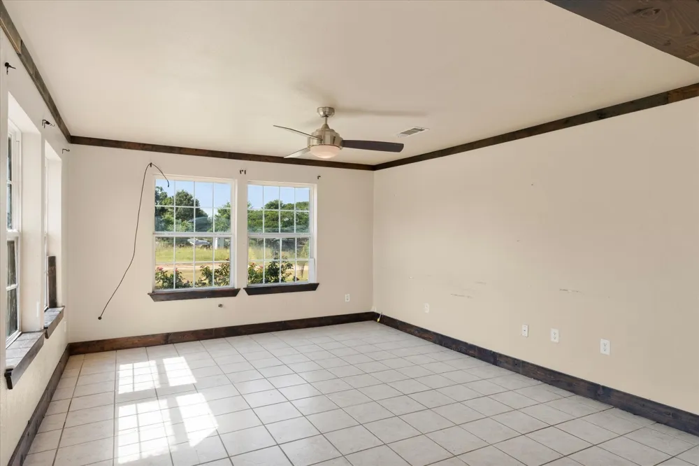11465 County Road 3904 Athens, TX 75752