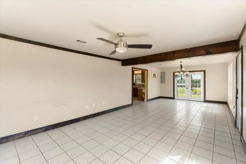 11465 County Road 3904 Athens, TX 75752