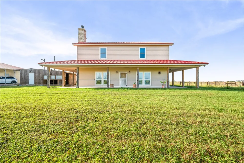 15324 County Road 1196 Sinton, TX 78387