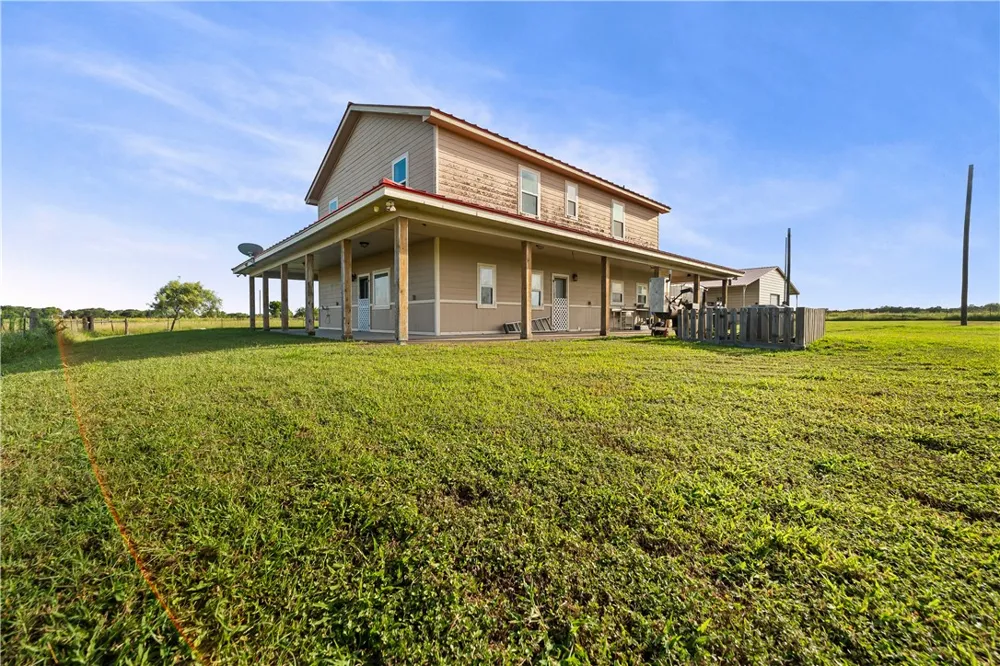 15324 County Road 1196 Sinton, TX 78387