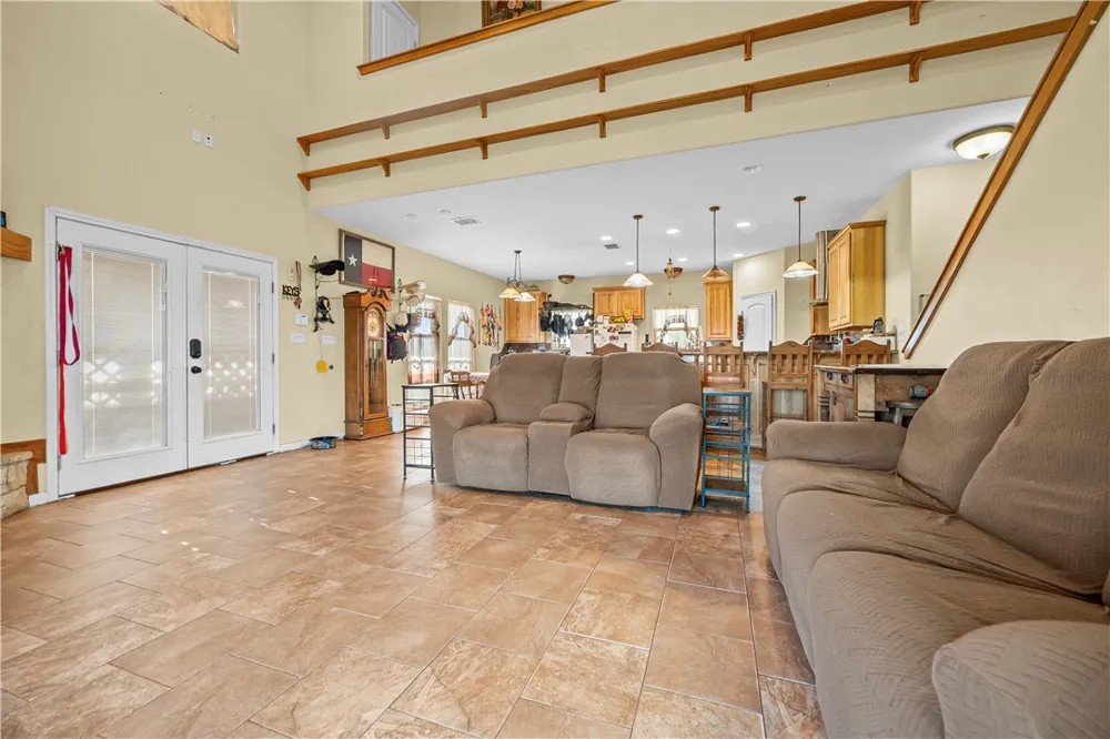 15324 County Road 1196 Sinton, TX 78387