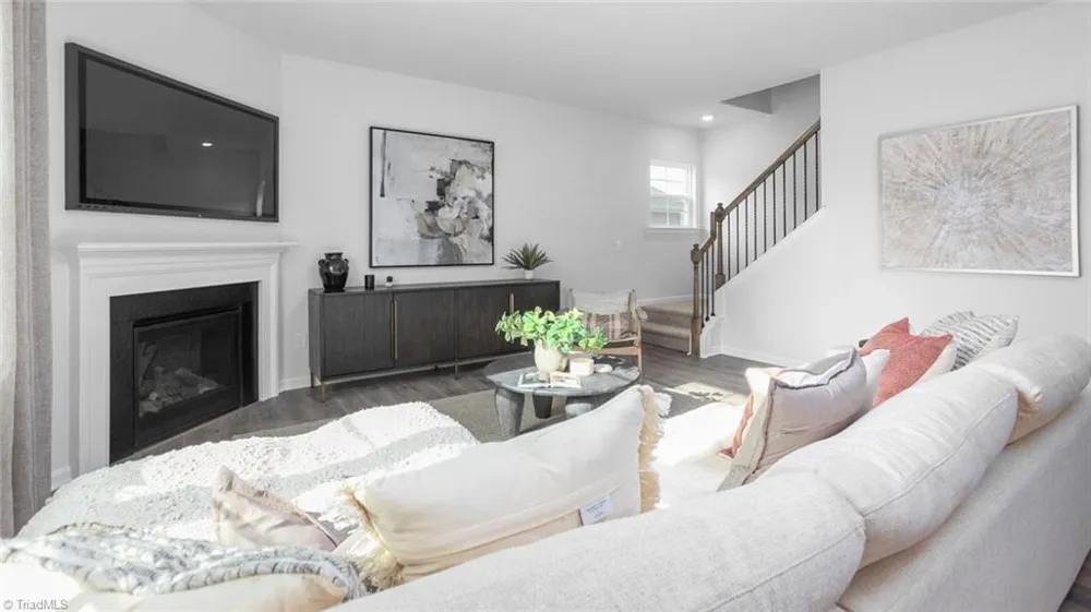 205 Hungerford Boulevard Jamestown, NC 27282