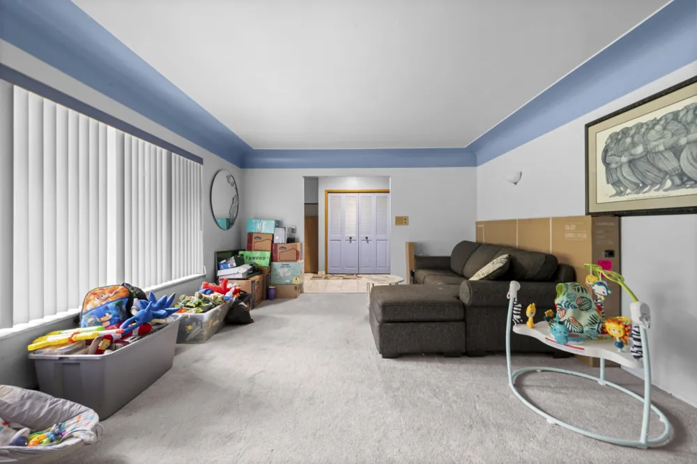24319 Tamarack Trail Southfield City, MI 48075