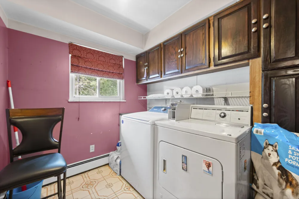 24319 Tamarack Trail Southfield City, MI 48075