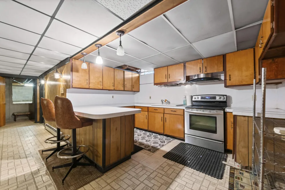 24319 Tamarack Trail Southfield City, MI 48075