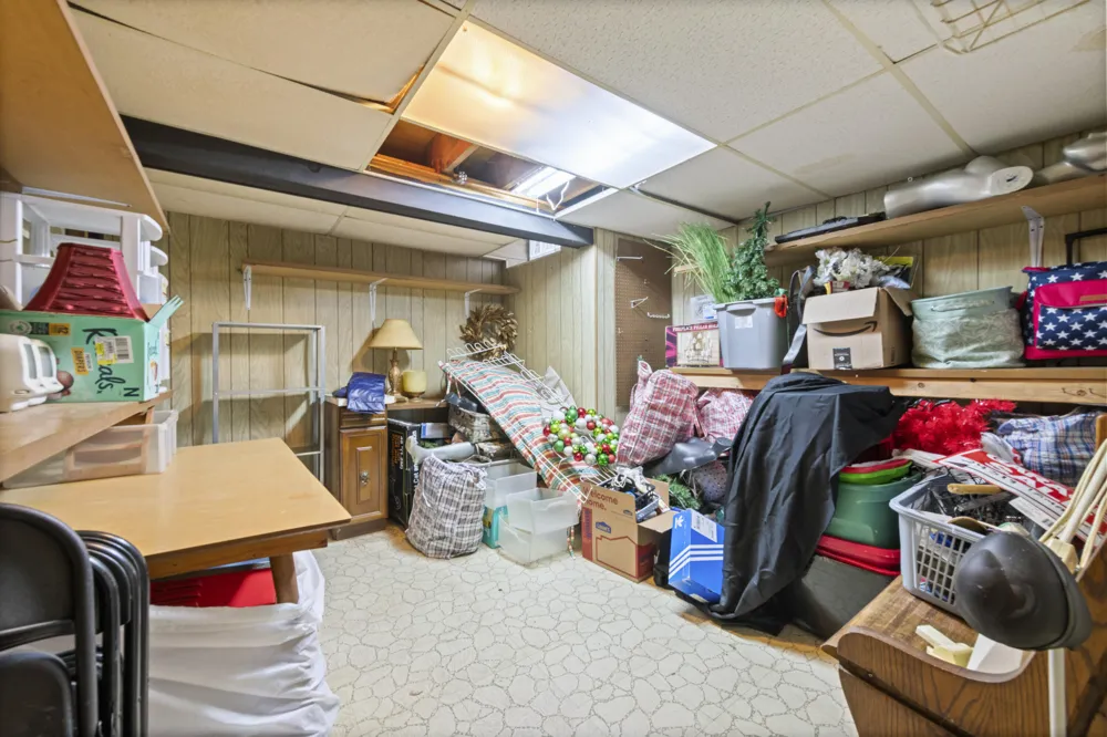 24319 Tamarack Trail Southfield City, MI 48075