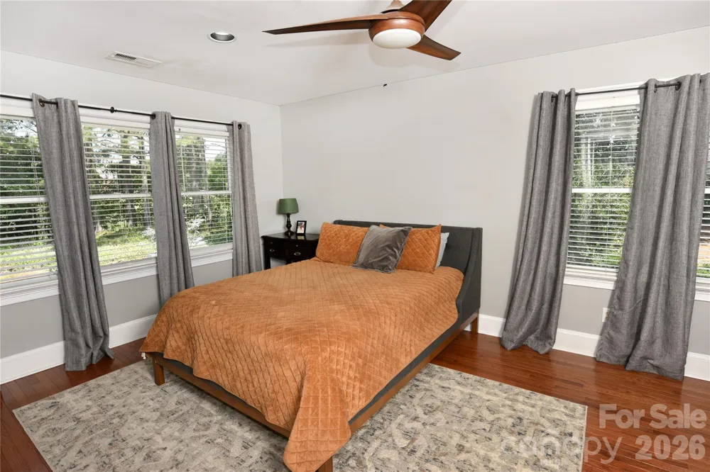 18719 Cannon Crossing Way Davidson, NC 28036